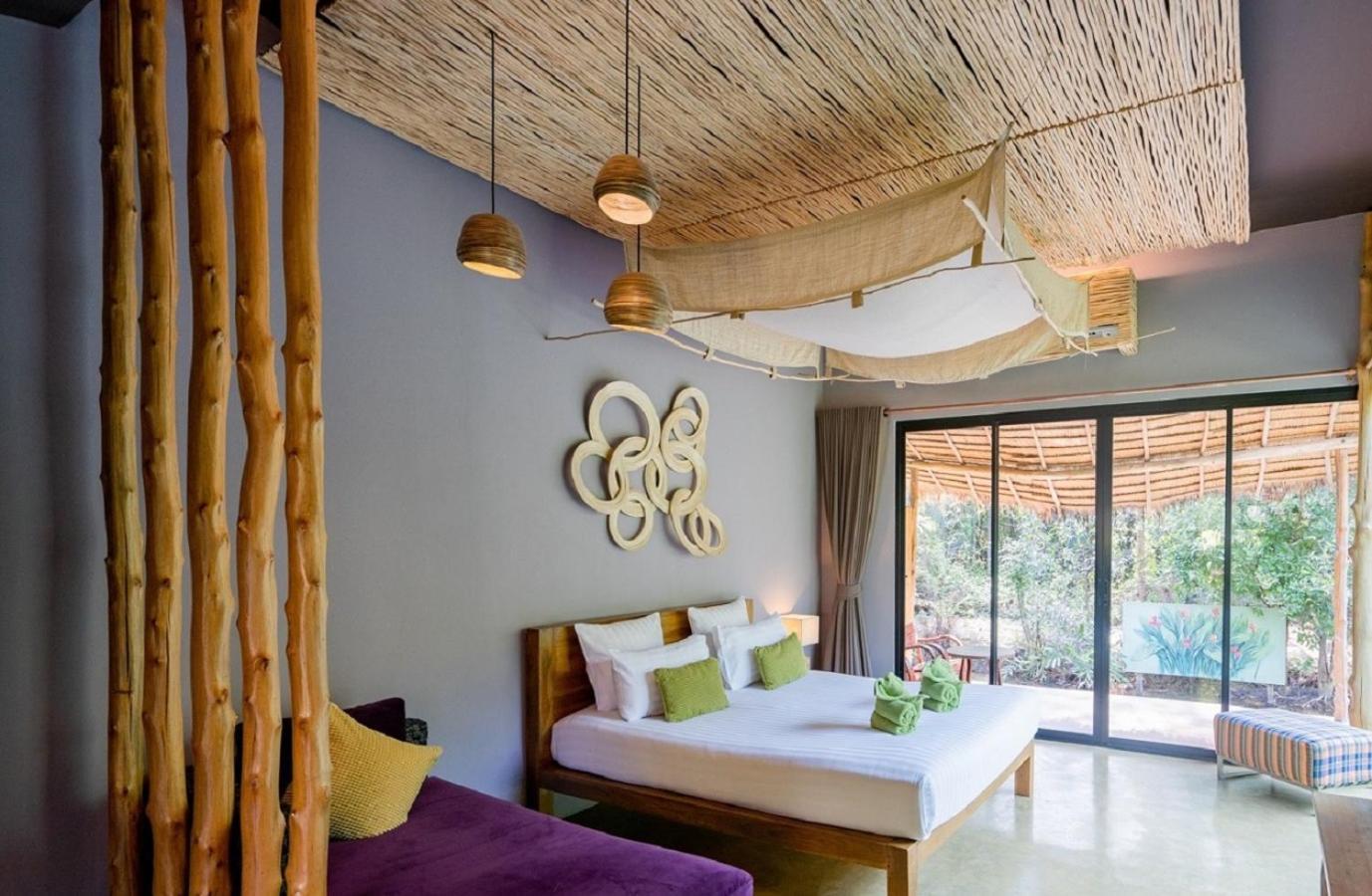 Asita Eco Resort Amphawa Rom bilde